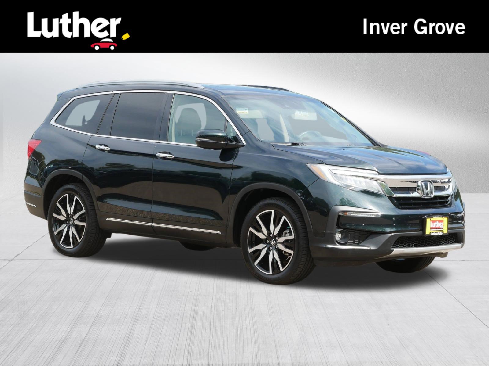 Used 2020 Honda Pilot Touring image 1