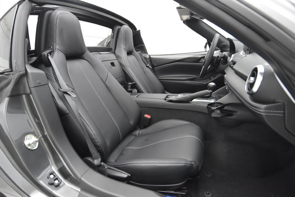 Used 2025 MAZDA MX-5 Miata RF Grand Touring RWD image 27