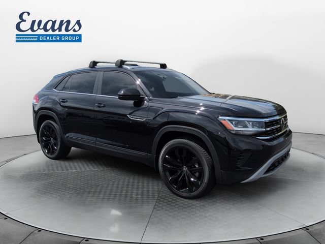 Used 2023 Volkswagen Atlas Cross Sport SE w/ Black Wheel Package AWD/4WD image 10