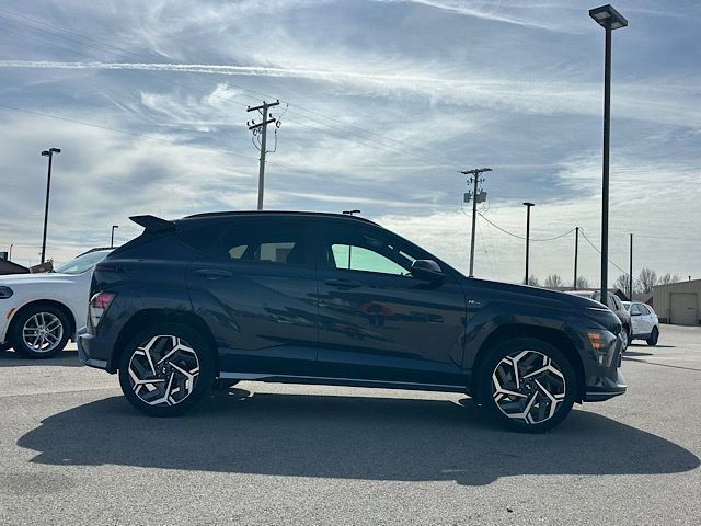 Used 2024 Hyundai Kona N Line image 8