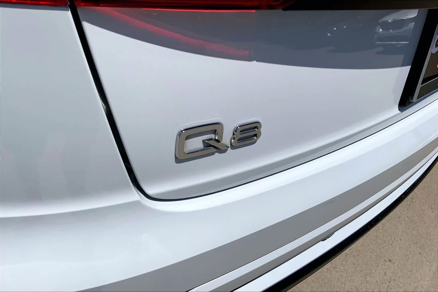 Used 2019 Audi Q8 Prestige AWD/4WD image 9
