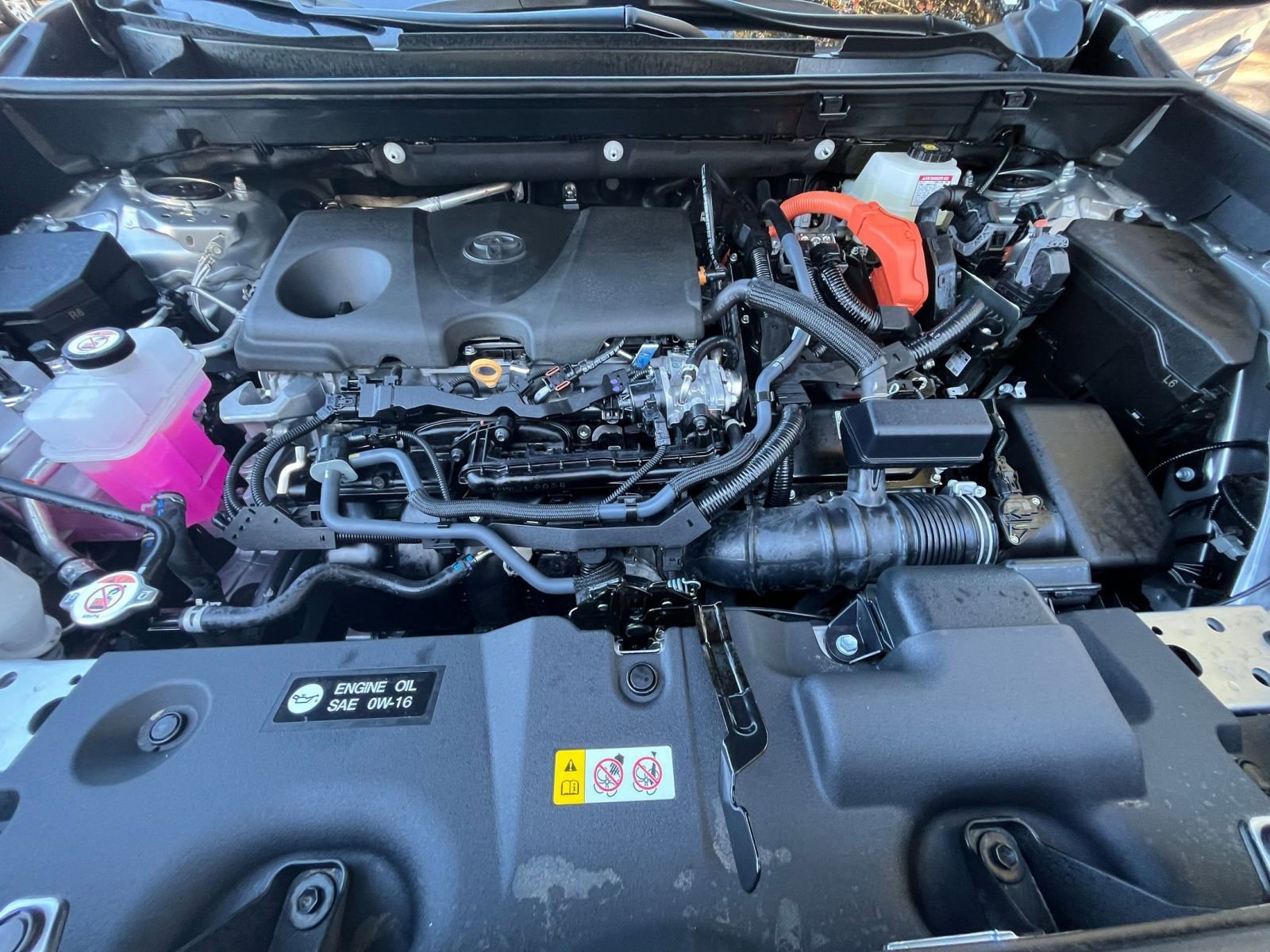 Used 2025 Toyota RAV4 LE image 32