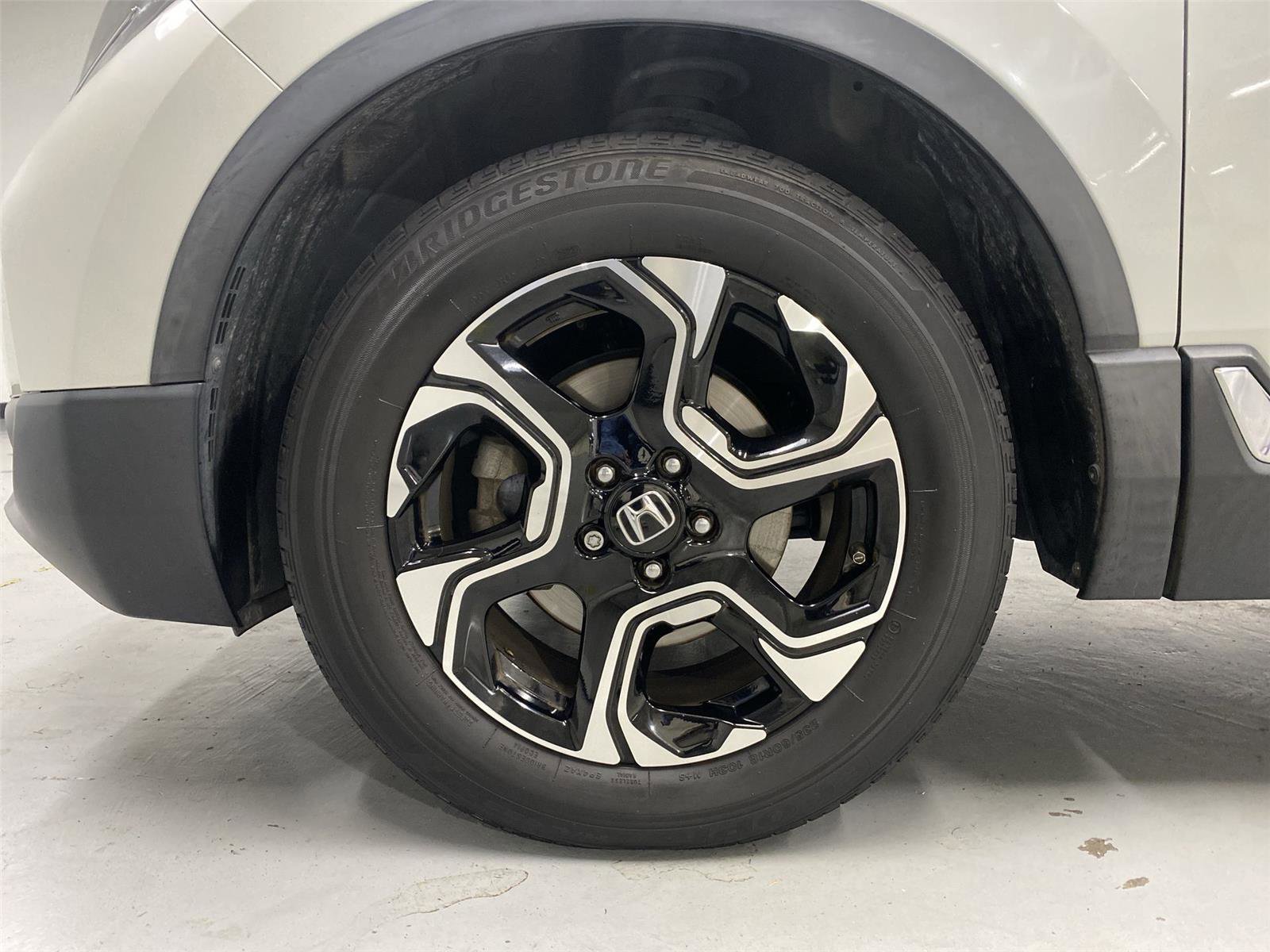 Used 2018 Honda CR-V Touring image 23