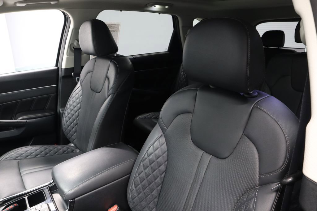 Used 2023 Kia Sorento SX Prestige image 28