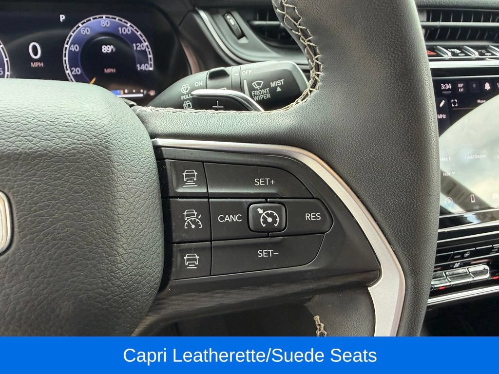 Used 2023 Jeep Grand Cherokee Altitude AWD/4WD image 22