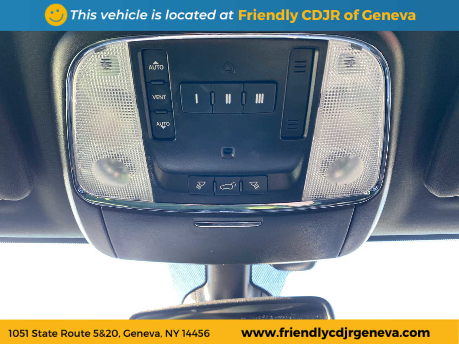 Used 2020 Jeep Grand Cherokee Altitude image 18