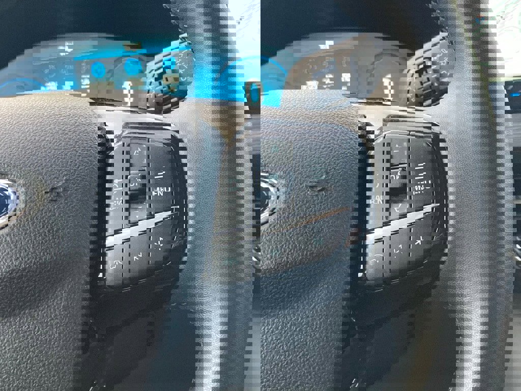 Used 2023 Ford Escape Platinum image 19