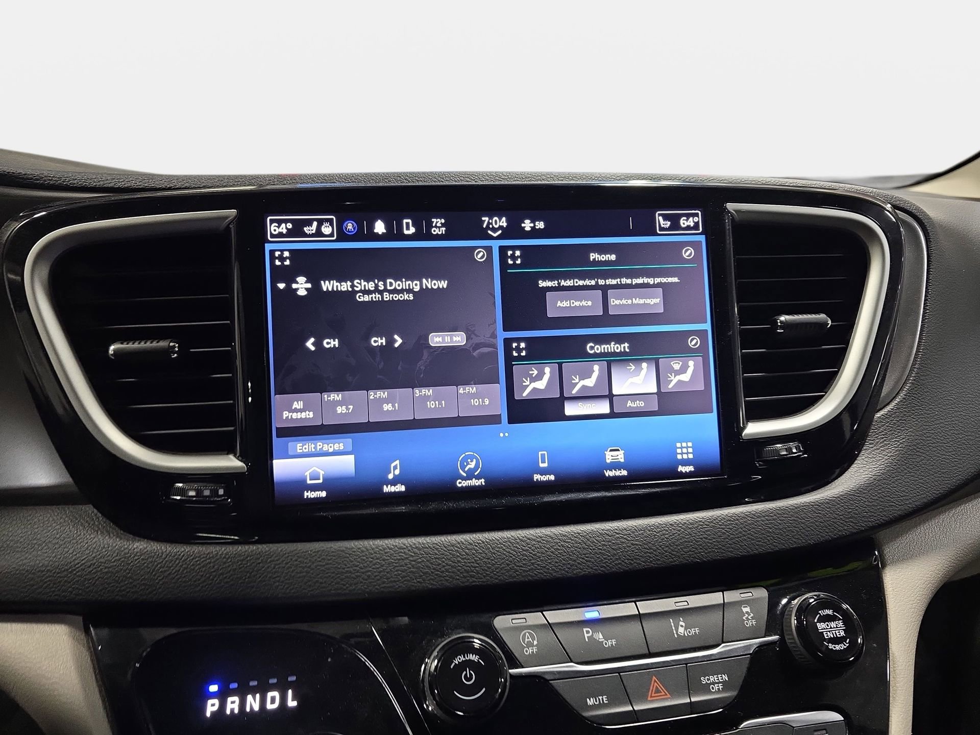 Used 2024 Chrysler Pacifica Touring-L FWD image 21