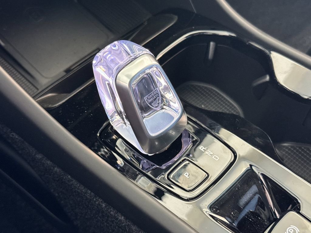 New 2026 Volvo XC40 B5 Plus w/ Protection Package Premier image 21