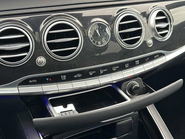 Used 2020 Mercedes-Benz S 560 4MATIC Sedan image 31