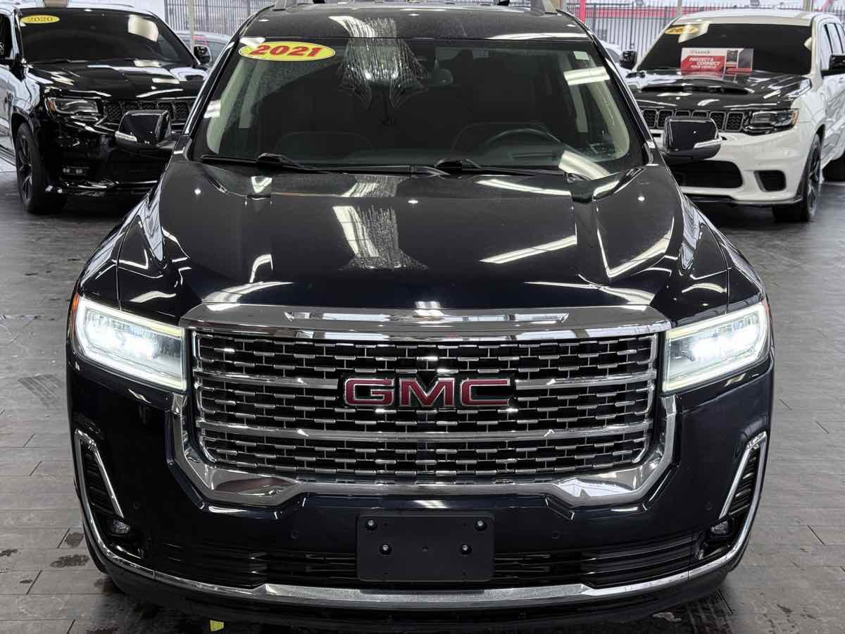 Used 2021 GMC Acadia Denali w/ Trailering Package FWD image 3