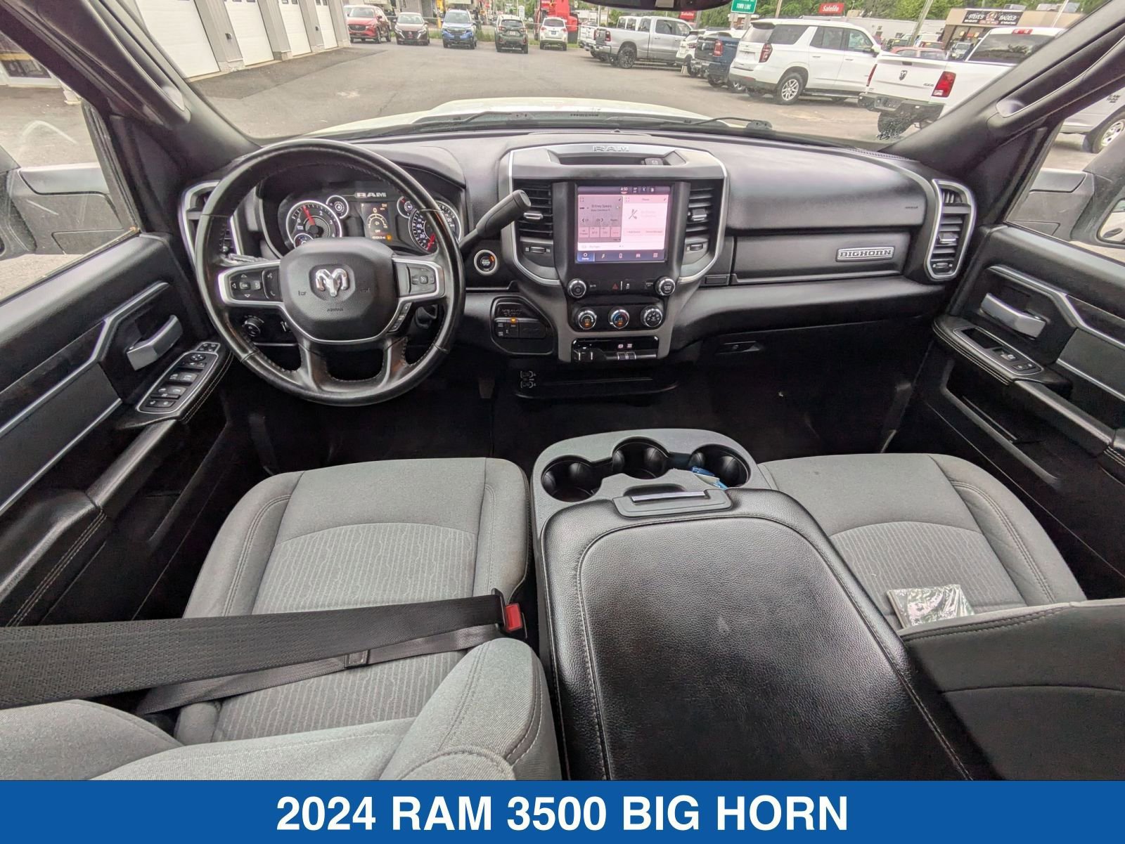 Used 2024 RAM 3500 Big Horn AWD/4WD image 31