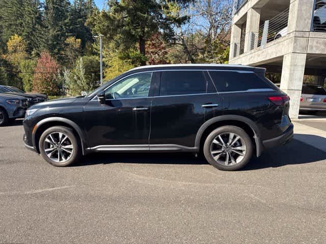 Used 2023 INFINITI QX60 Luxe w/ Cargo Package AWD/4WD image 8