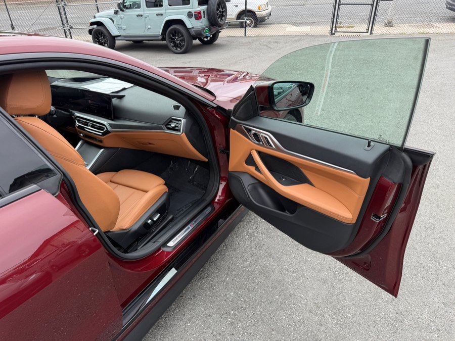 Used 2023 BMW i4 eDrive40 w/ M Sport Package RWD image 38