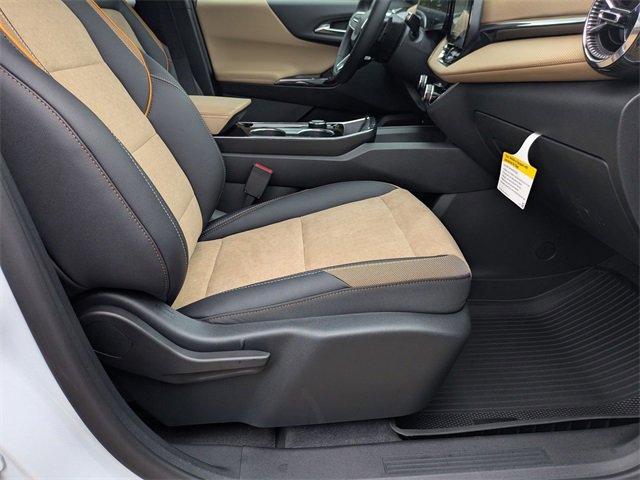 New 2026 Chevrolet Equinox ACTIV image 36