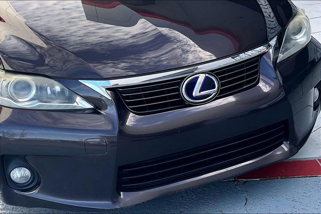Used 2012 Lexus CT 200h Premium w/ Leather Pkg image 30