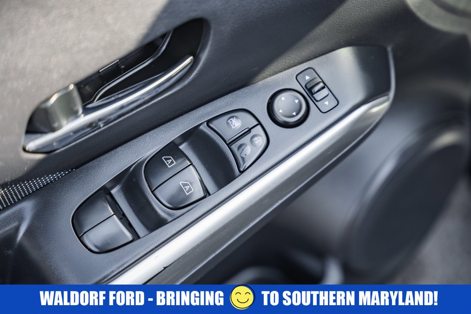 Used 2019 Nissan Kicks SV image 35