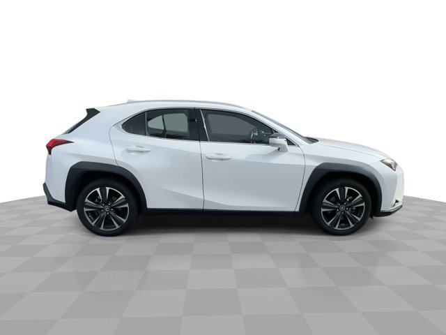 Used 2021 Lexus UX 200 w/ Accessory Package (Z1) FWD image 9