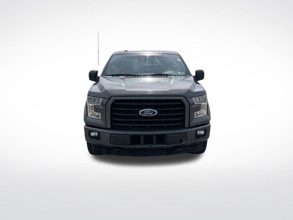 Used 2017 Ford F150 XLT w/ Equipment Group 302A Luxury AWD/4WD image 8