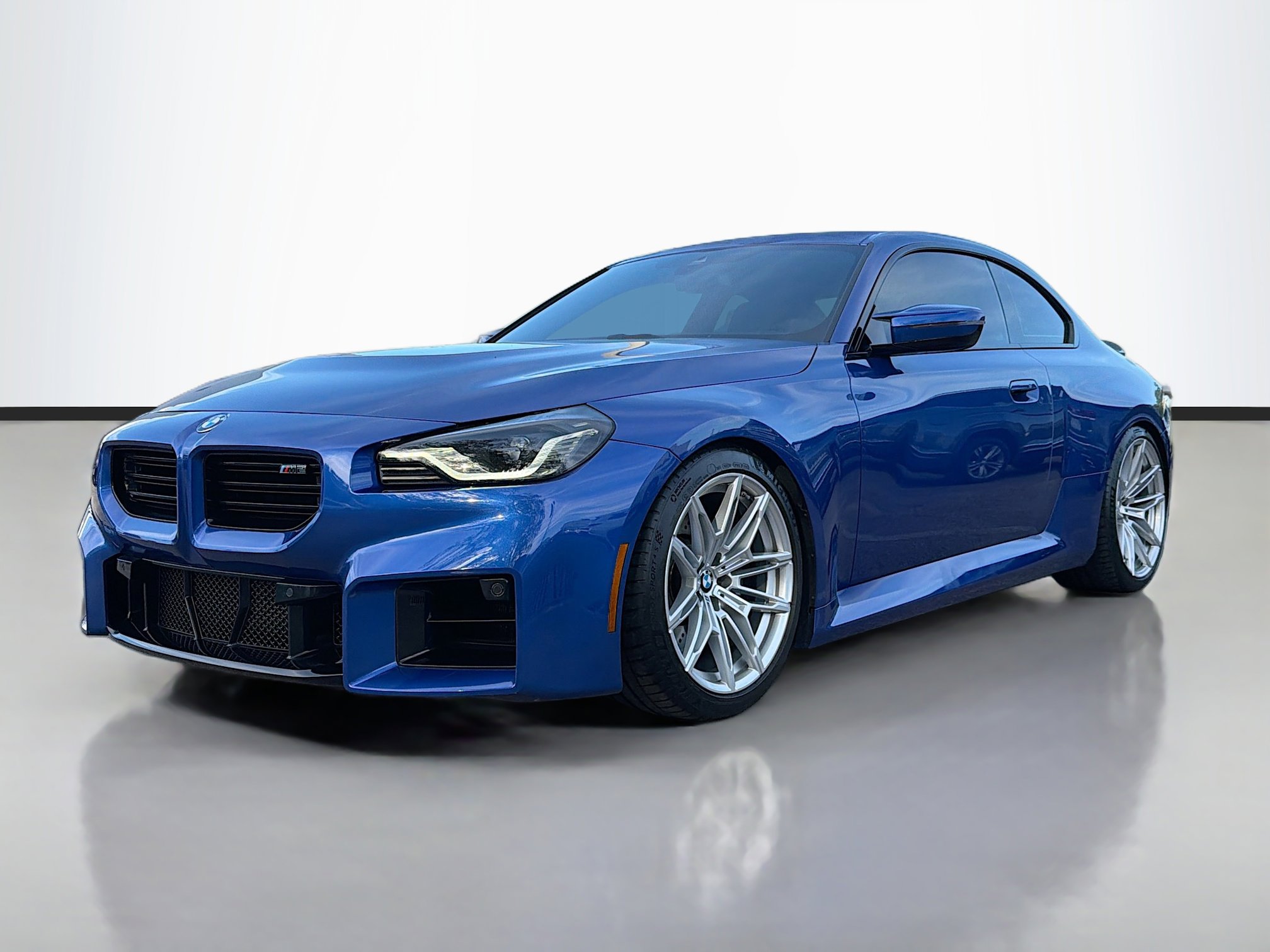 Used 2025 BMW M2 w/ Lighting Package image 7