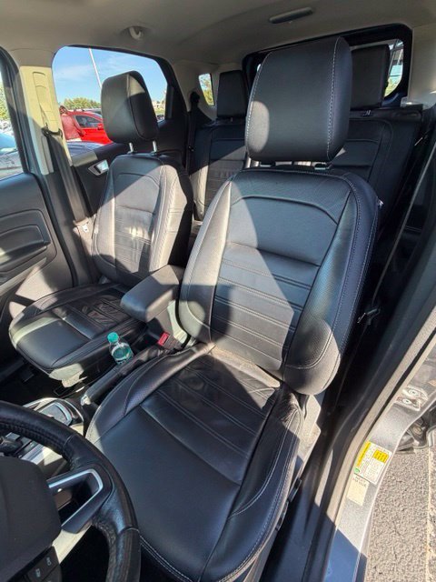 Used 2018 Ford EcoSport Titanium FWD image 5