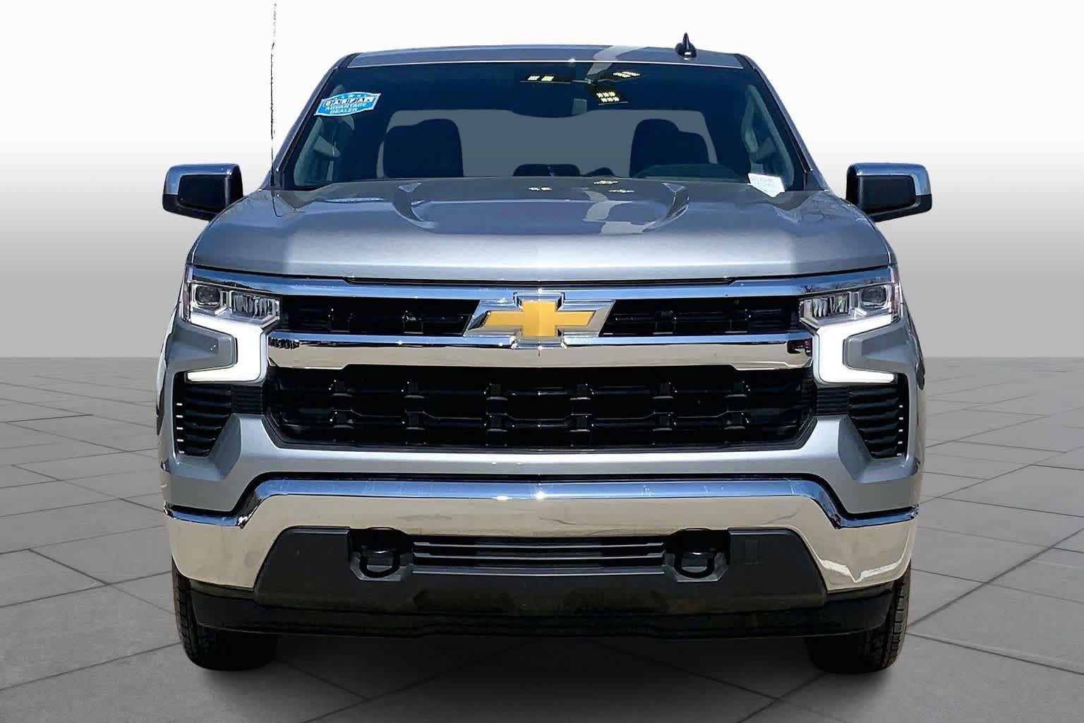 Used 2025 Chevrolet Silverado 1500 LT AWD/4WD image 6