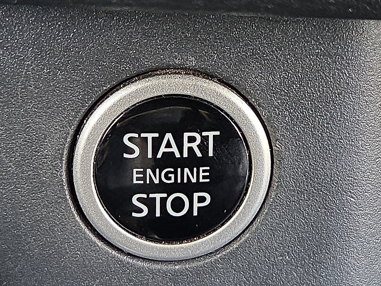 Used 2023 Nissan Rogue SV FWD image 20