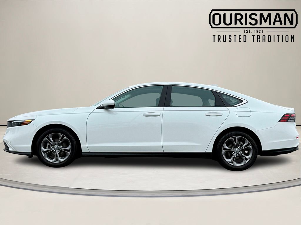 Used 2024 Honda Accord EX image 3