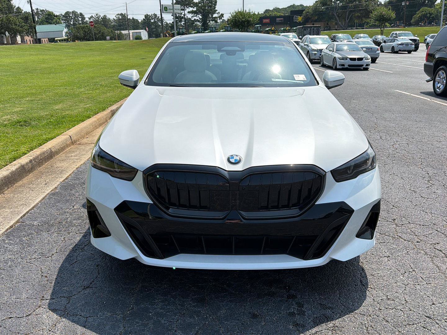 New 2027 BMW 540i xDrive w/ Executive Package AWD/4WD image 9