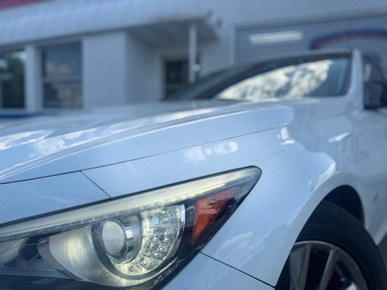 Used 2017 INFINITI Q50 3.0t Premium w/ 3.0T Premium Plus Package RWD image 5