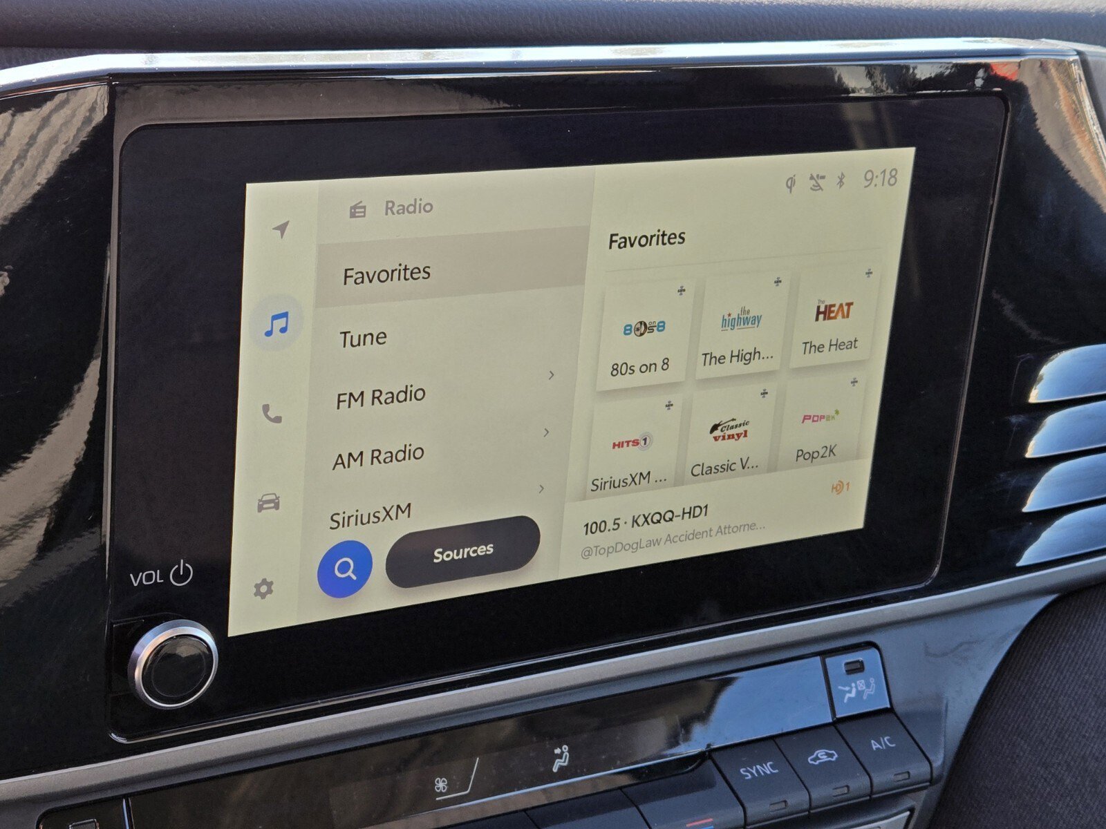 Used 2025 Toyota Camry SE image 22