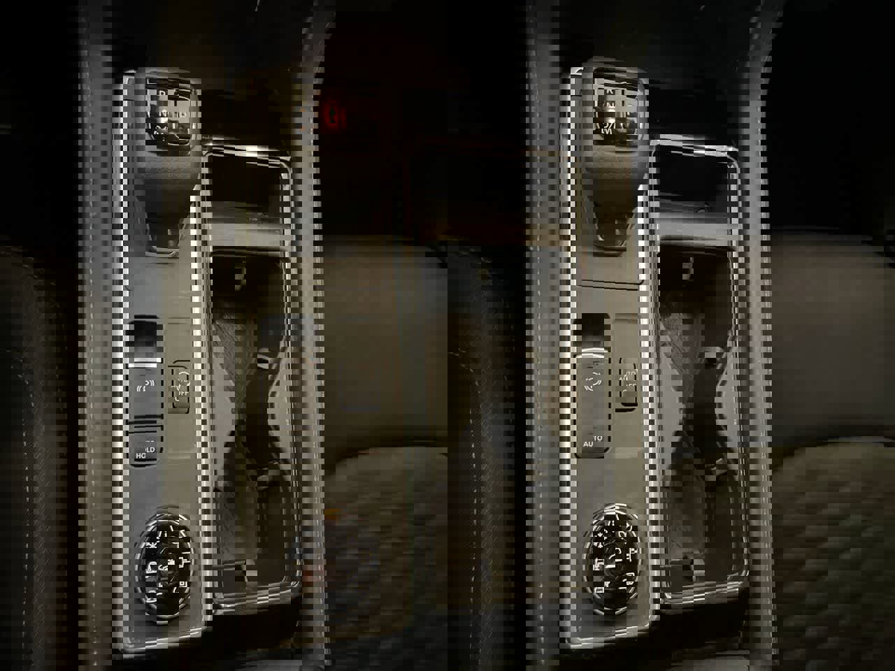 Used 2022 Nissan Pathfinder SV image 19