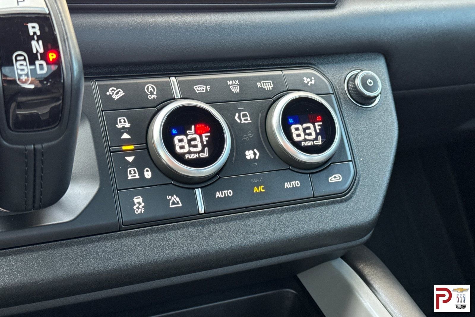 Used 2025 Land Rover Defender 110 V8 image 25