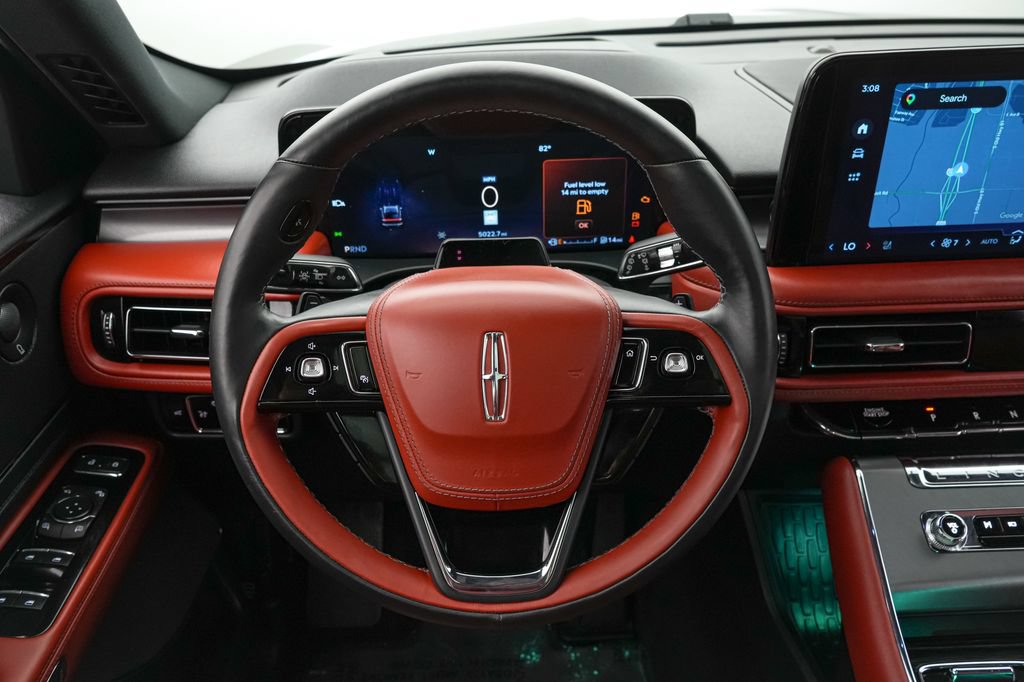 Used 2025 Lincoln Aviator Reserve w/ Jet Appearance Package AWD/4WD image 13