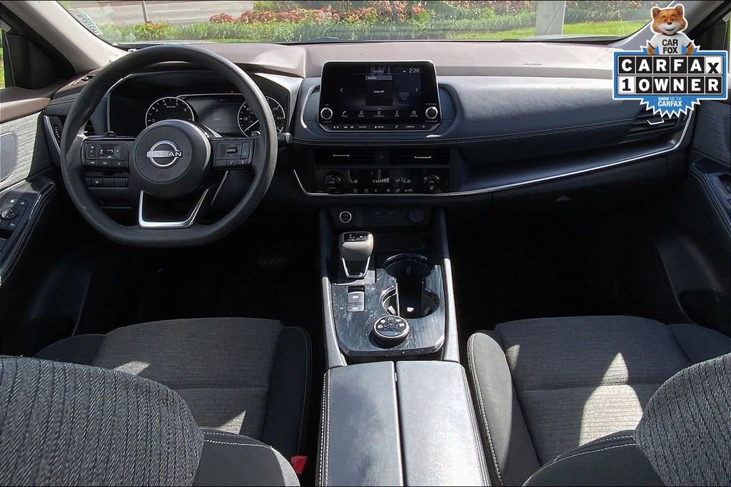 Used 2023 Nissan Rogue SV image 14