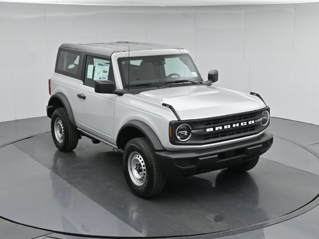 New 2026 Ford Bronco 2-Door AWD/4WD image 35