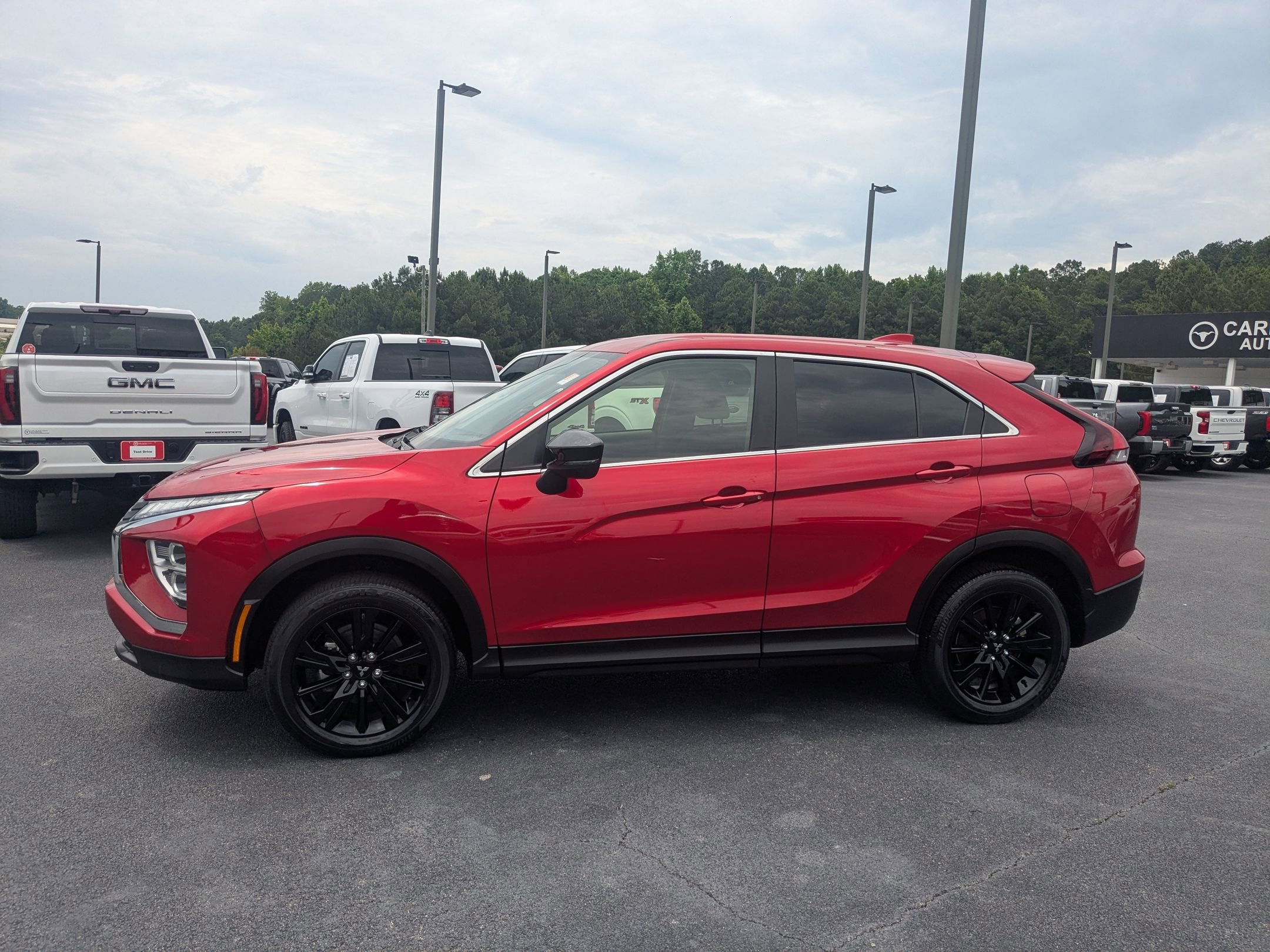 Used 2024 Mitsubishi Eclipse Cross LE AWD/4WD image 8