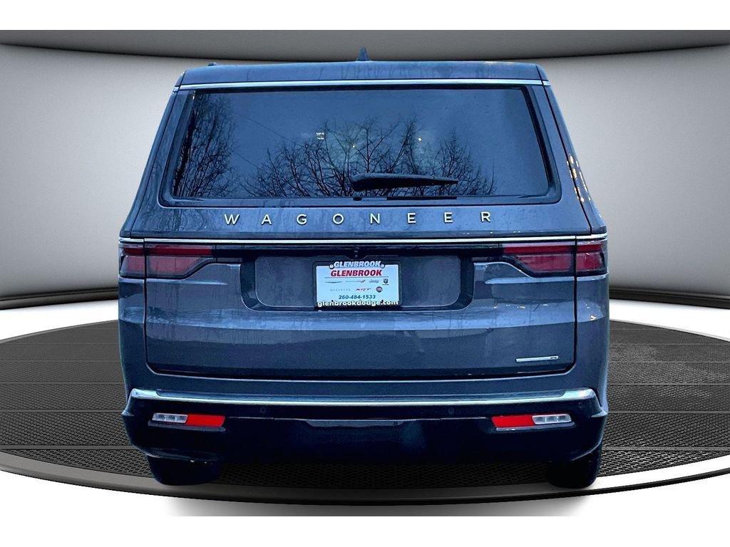 Used 2024 Jeep Wagoneer L Series II w/ Flexible Seating Group image 5