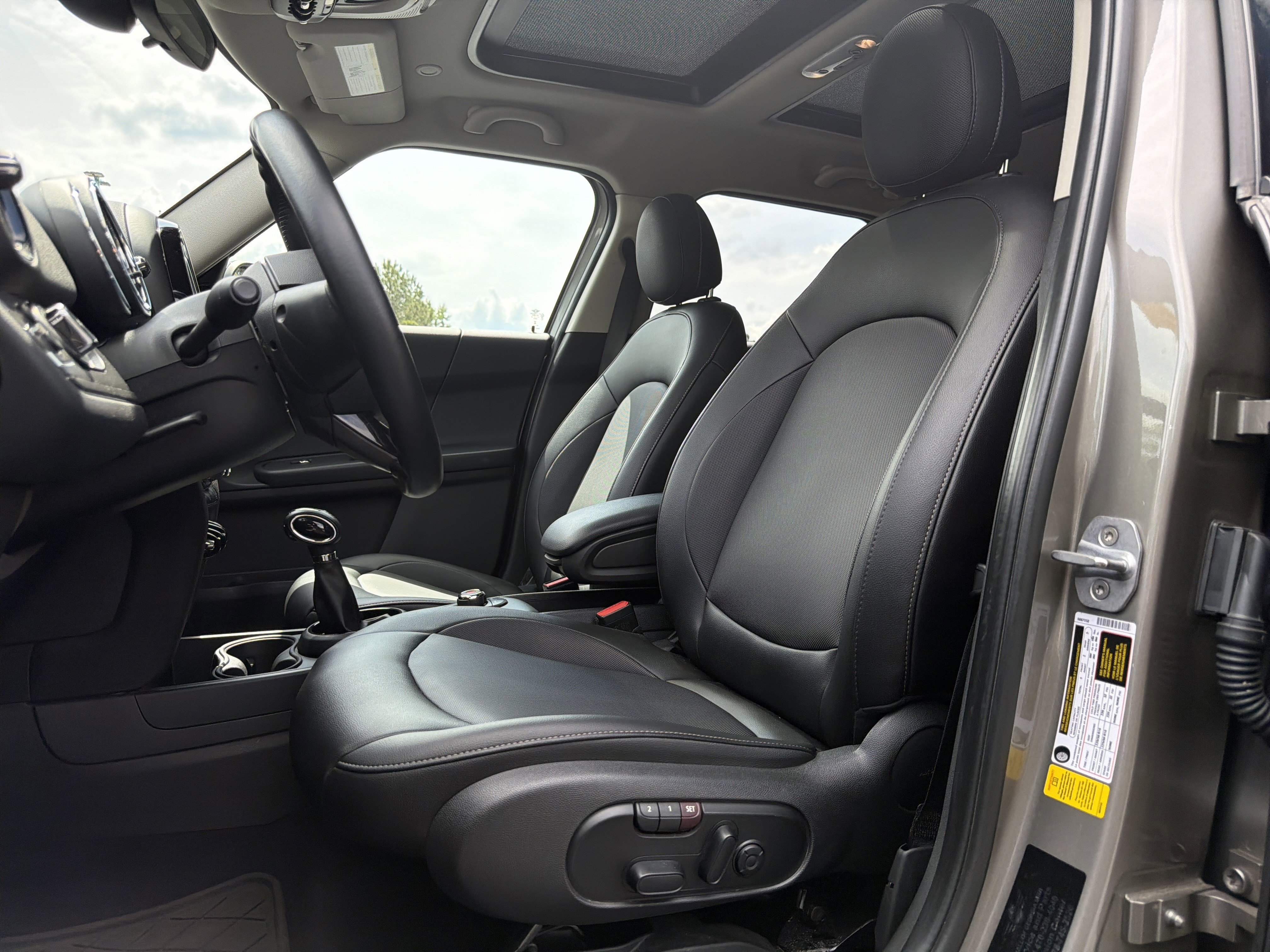 Used 2018 MINI Cooper Countryman FWD image 7