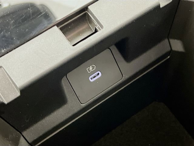 Used 2025 Mitsubishi Outlander SE image 35