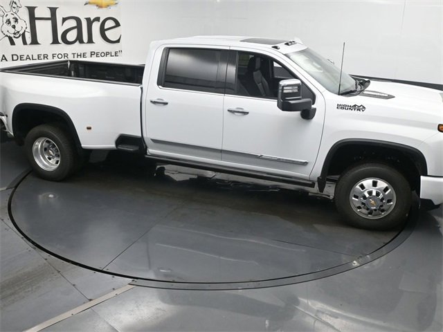 New 2026 Chevrolet Silverado 3500 High Country w/ High Country Premium Package image 26