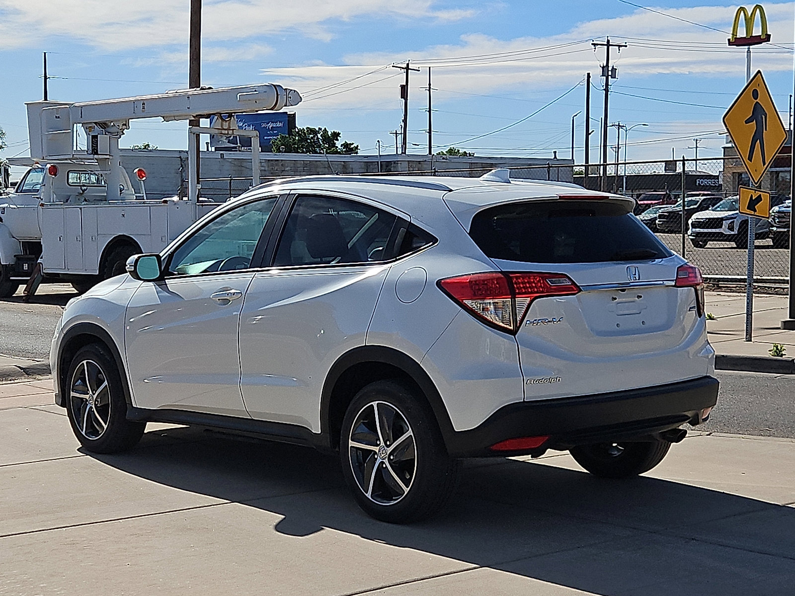 Used 2021 Honda HR-V EX image 3