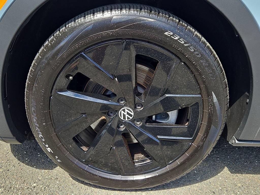 Used 2025 Volkswagen ID.4 Pro S w/ ID.4 Black Package RWD image 8