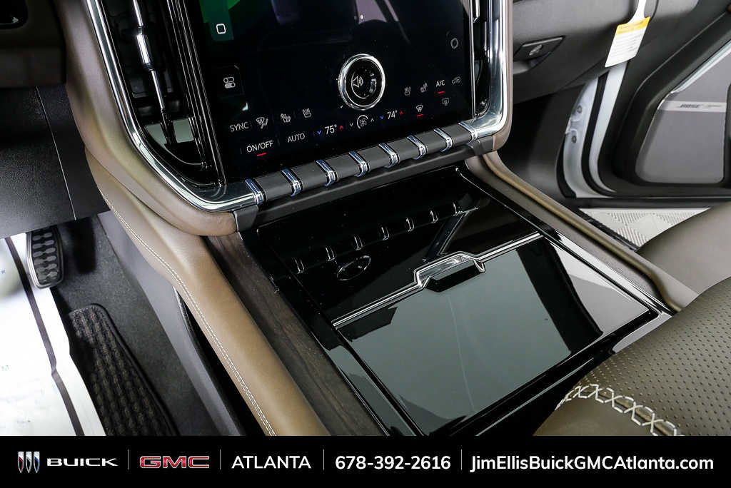 Used 2026 GMC Yukon Denali Ultimate image 18