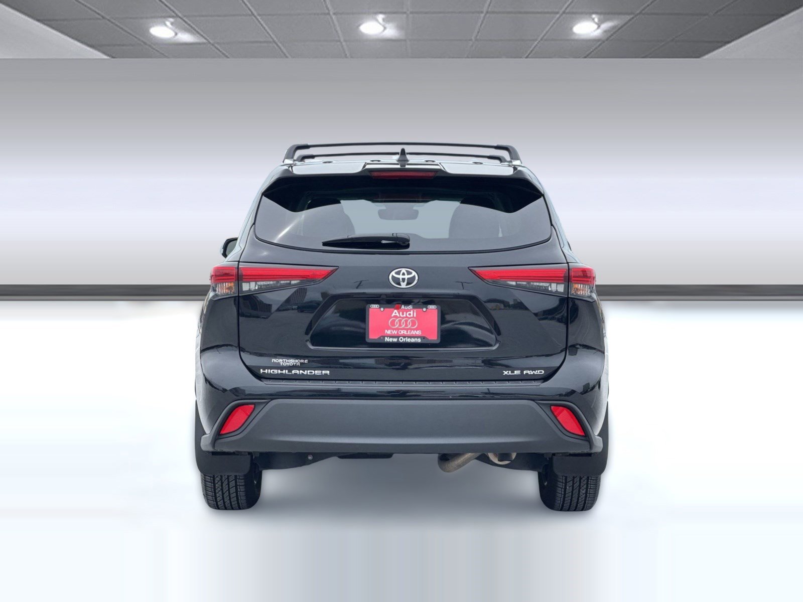 Used 2022 Toyota Highlander XLE image 10