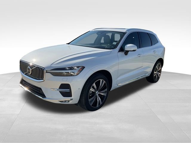 Used 2023 Volvo XC60 B5 Ultimate w/ Climate Package image 4