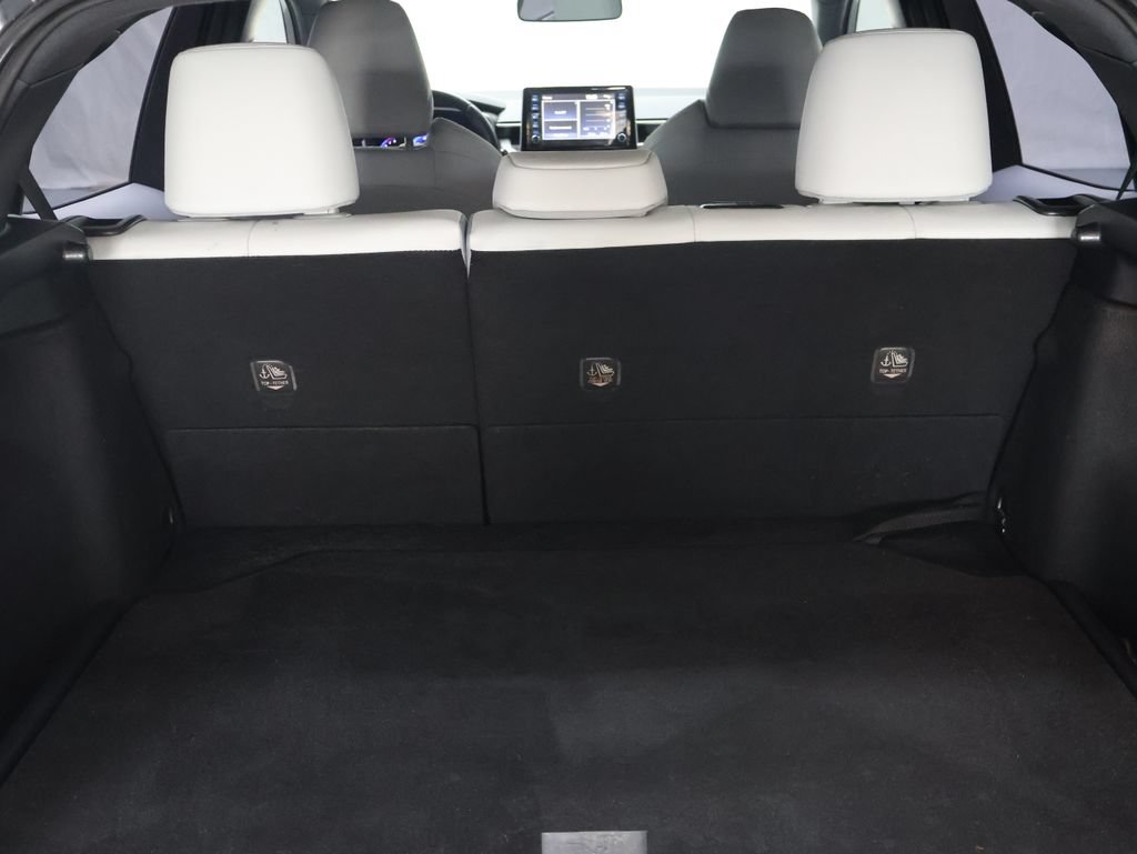 Used 2019 Toyota Corolla XSE FWD image 13