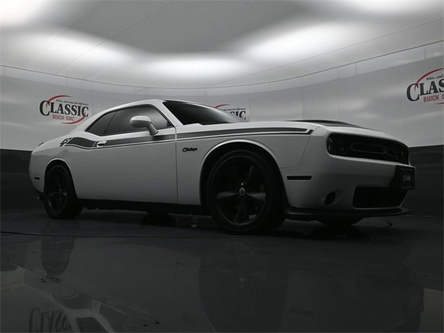 Used 2019 Dodge Challenger R/T w/ Plus Package image 27