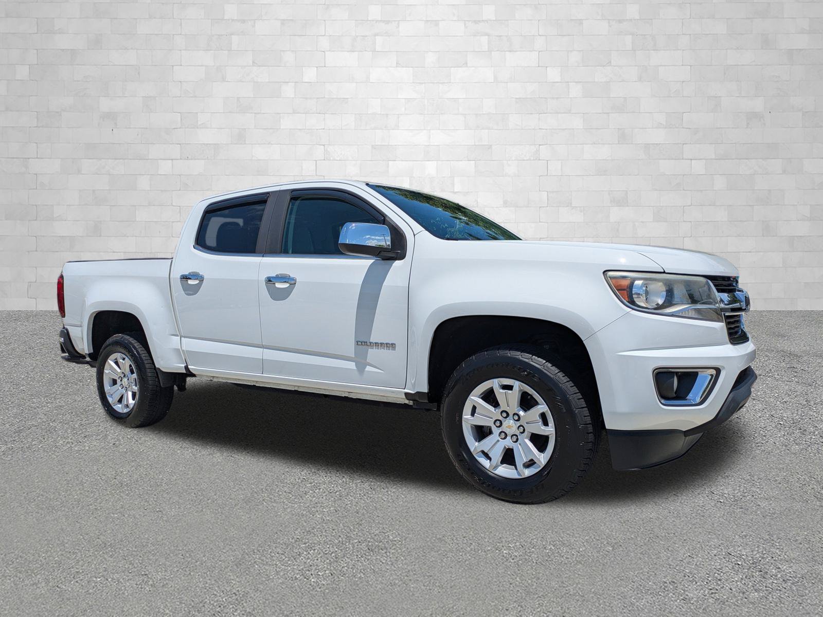 Used 2017 Chevrolet Colorado LT w/ Luxury Package, Chrome