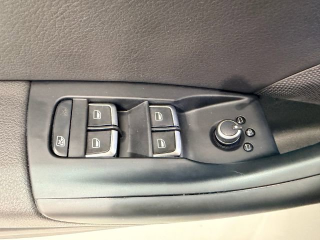 Used 2015 Audi Q3 2.0T Premium Plus w/ Driver Assistance Package image 28